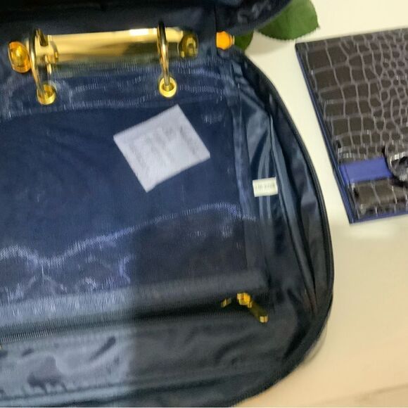 NEW Senegence Faux Alligator Embossed Zip Travel Makeup Bag and matching mirror - Picture 6 of 9